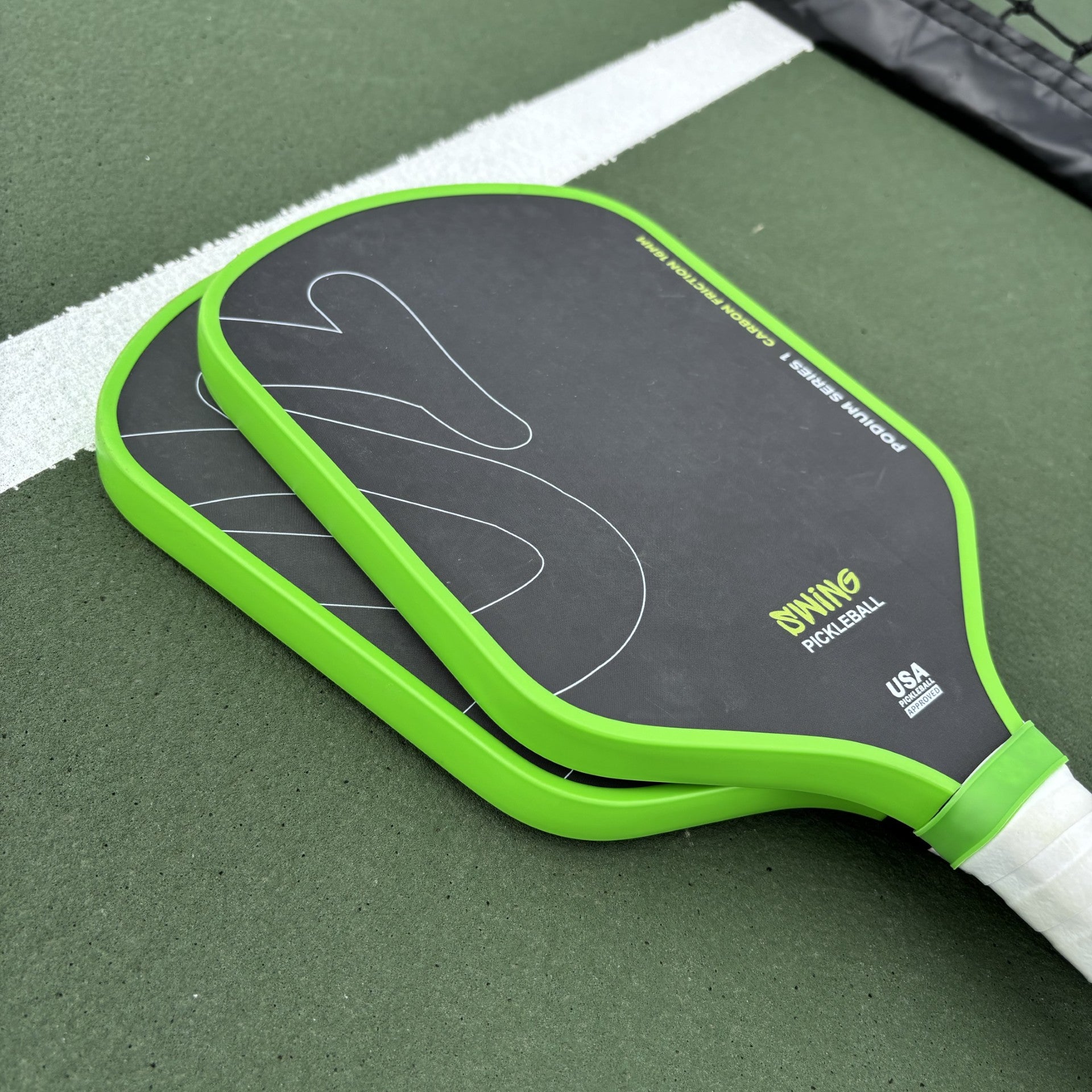 Swing Podium Series 1 paddle, close-up of the PP honeycomb core edge